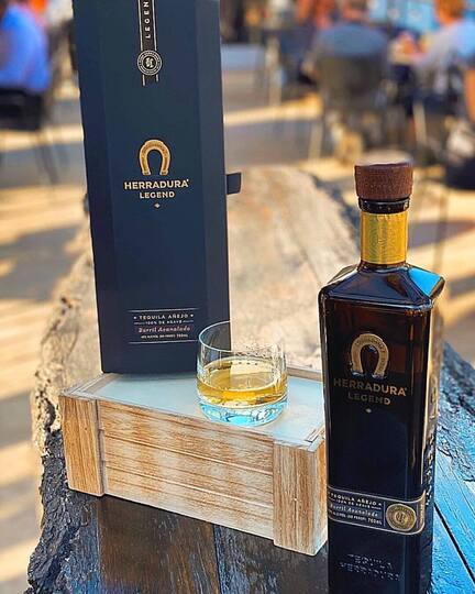 Herradura Legend Barril Acanalado Tequila Anejo
