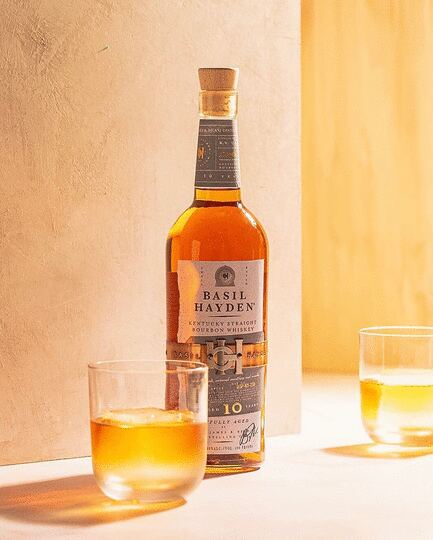 Basil Haydens 10 Year Old Kentucky Straight Bourbon Whiskey