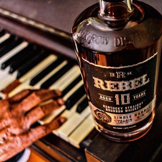 Rebel Yell Single Barrel 10 Year Old Kentucky Straight Bourbon Whiskey