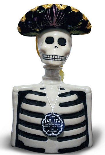 Los Azulejos Skeleto Skelly Anejo Tequila