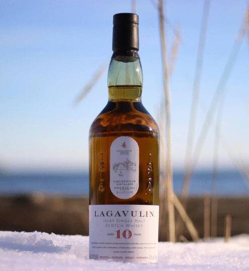 Lagavulin 10 Year Old Single Malt Scotch Whisky