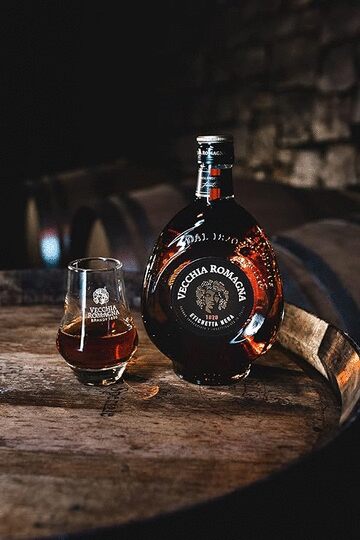 Vecchia Romagna Etichetta Nera Brandy