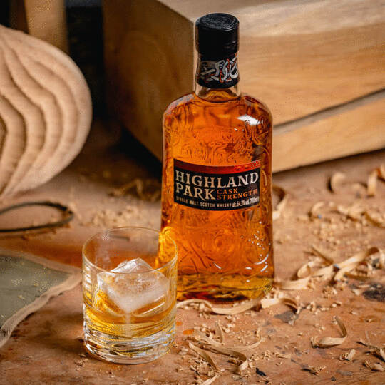 Highland Park Cask Strength Release No 4 Single Malt Scotch Whisky