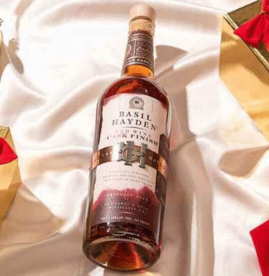 Basil Haydens Red Wine Cask Finish Kentucky Straight Bourbon Whiskey