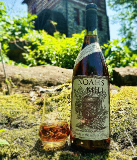 Noahs Mill Small Batch Bourbon Whiskey