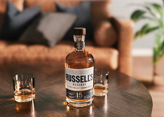 Wild Turkey Russells Reserve 15 Year Old Kentucky Straight Bourbon Whiskey