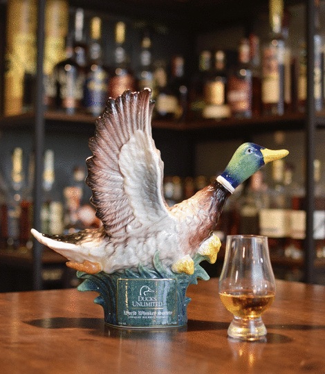 World Whiskey Society Ducks Unlimited Straight Bourbon Whiskey