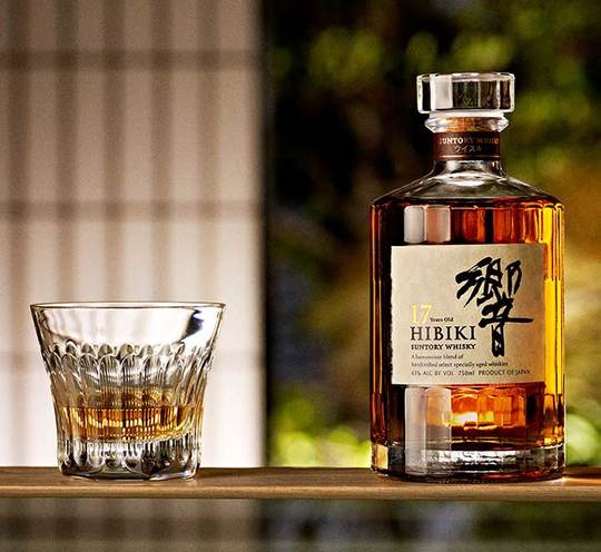 Suntory Hibiki 17 Year Old Blended Whisky